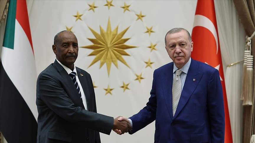 Cumhurbaşkanı Erdoğan, Sudan Egemenlik Konseyi Başkanı Burhan ile telefonda görüştü