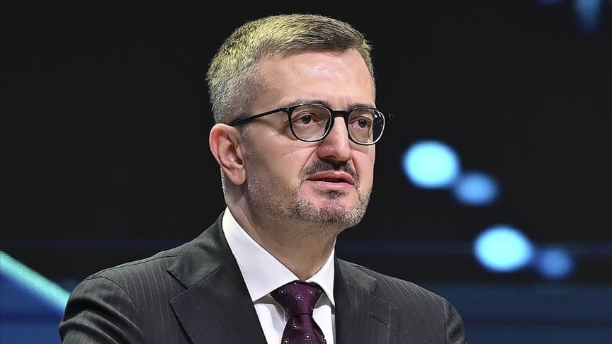 İletişim Başkanı Duran'dan İstanbul'da çöken binada hayatını kaybeden kişi için başsağlığı mesajı