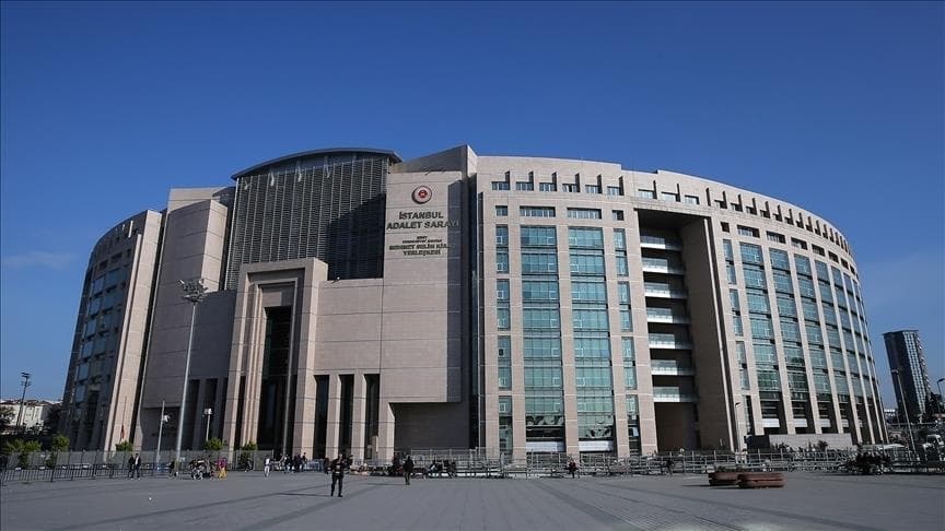 Görevinden uzaklaştırılan Beyoğlu Belediye Başkanı Güney ile 6 şüpheliye iddianame