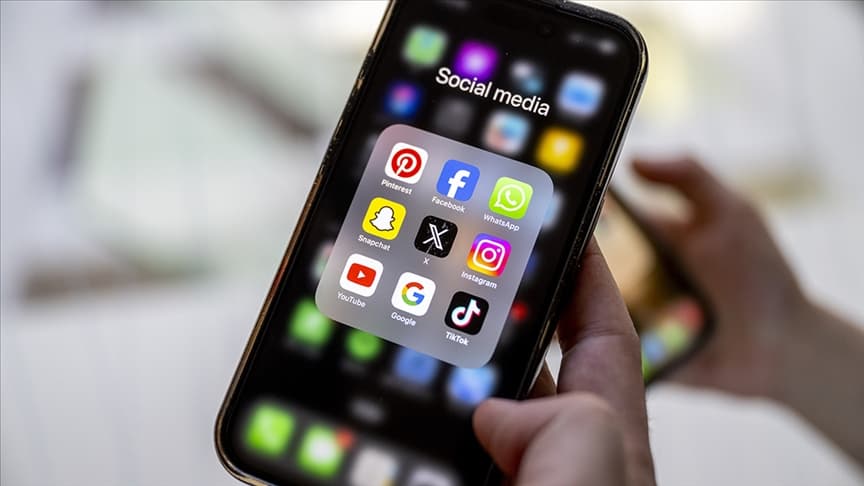 Avusturya'da koalisyon hükümeti, 14 yaş altına sosyal medya yasağı getirilmesinde anlaştı