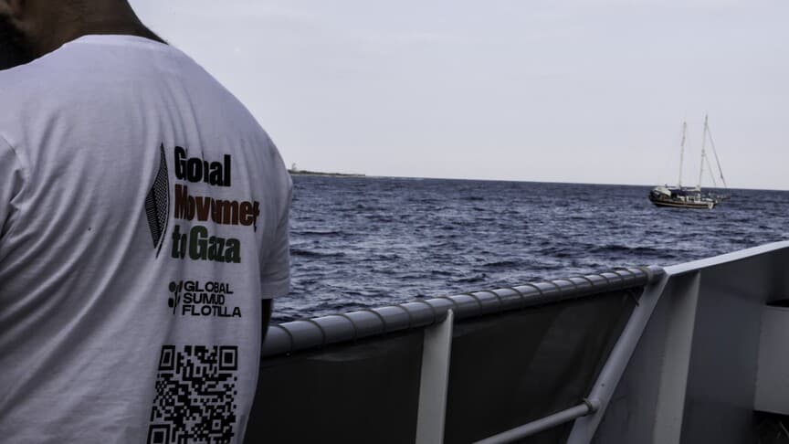 İsrail mahkemesi, Küresel Sumud Filosu'ndan alıkonan 2 aktivistin gözaltı süresini uzattı