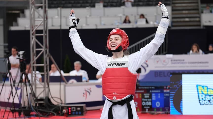 Merve Dinçel Kavurat, 2026 Avrupa Tekvando Şampiyonası'nda altın madalya kazandı