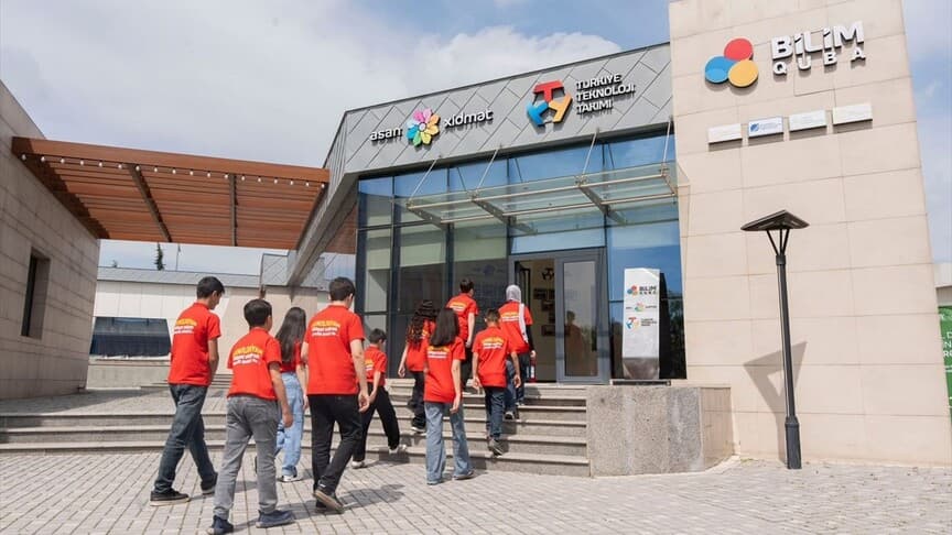 T3 Vakfı'nın Guba'daki bilim merkezi birinci yılını kutladı