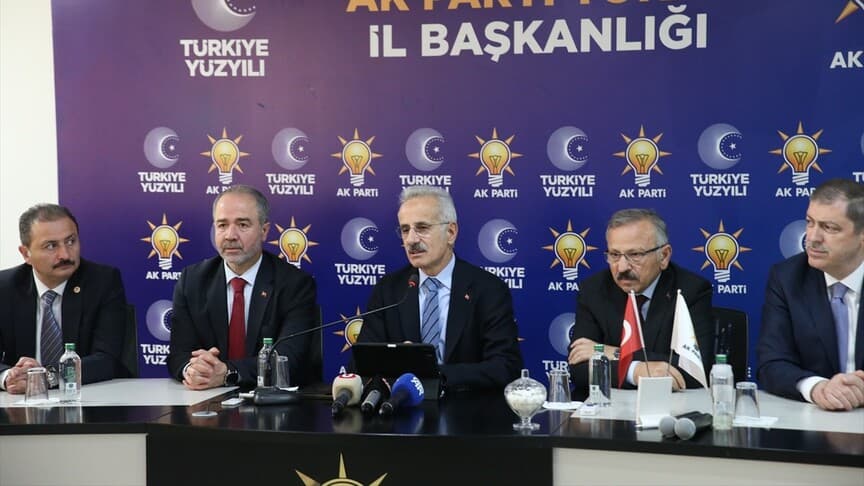 Ulaştırma Bakanı Uraloğlu, 355 milyar dolarlık ulaşım ve haberleşme yatırımı yaptıklarını açıkladı