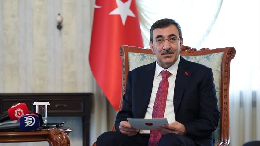 Cumhurbaşkanı Yardımcısı Yılmaz, KKTC enerji arzı için adımlar atılacağını belirtti.