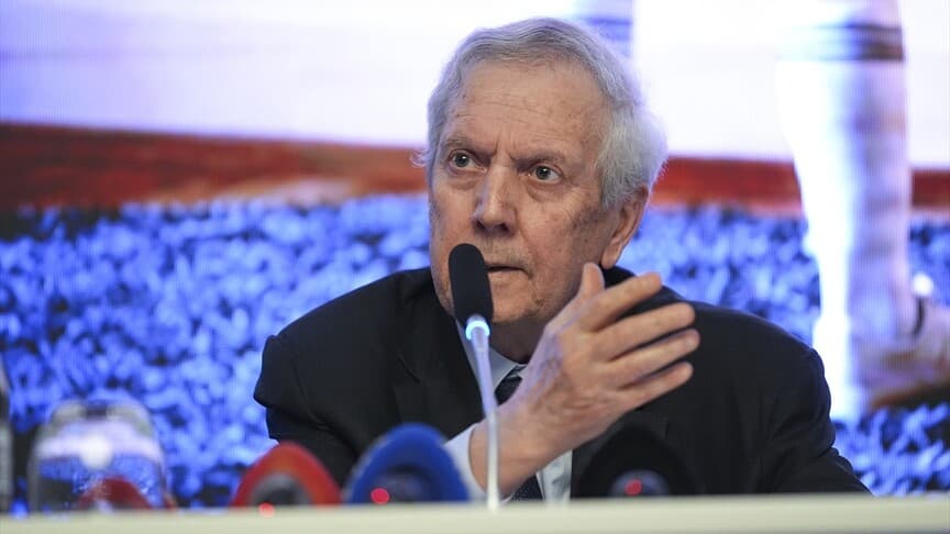 Aziz Yıldırım: Şampiyon olmamız şart