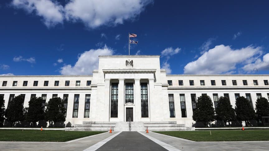 Fed tutanakları, enflasyonun yüksek kalması durumunda faiz artışının gündeme gelebileceğini gösterdi
