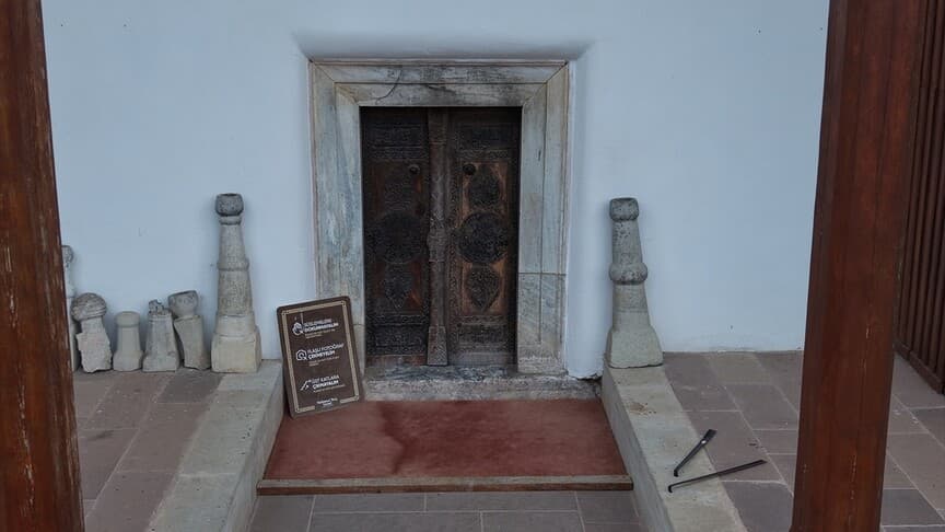 Kastamonu'daki 660 yıllık caminin kapısı müzede sergileniyor