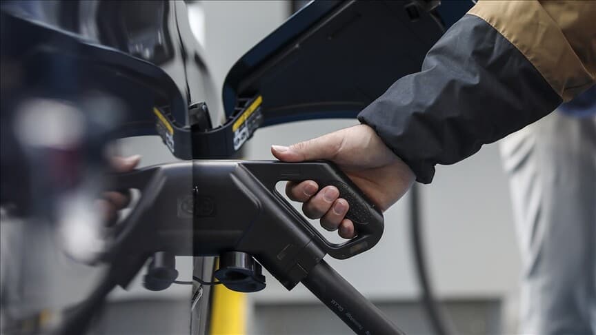 Nisan ayında Türkiye'de elektrikli araç şarj soketleri 43 bini geçti