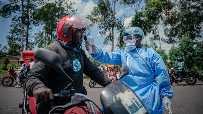 DSÖ, Kongo ve Uganda'da Ebola vakalarının artacağını tahmin ediyor