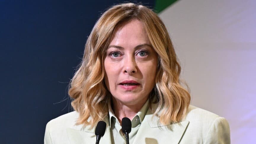 İtalya Başbakanı Meloni, AB'yi bürokratik bir yapı olarak tanımladı