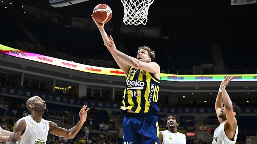 Fenerbahçe Beko, play-off çeyrek finalinde Erokspor'u yenerek seride öne geçti