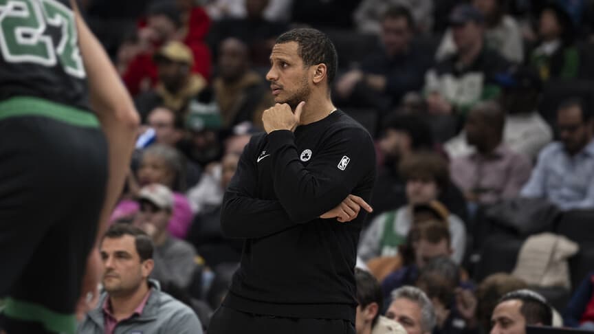 Joe Mazzulla, NBA 2025-26 sezonunun en iyi başantrenörü seçildi