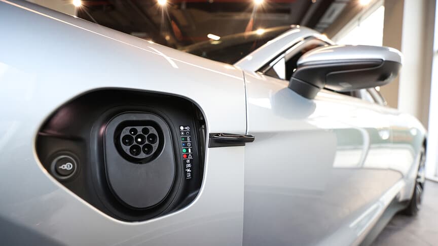 Türkiye'de elektrikli ve hibrit otomobil satışları 150 bin sınırına yaklaştı