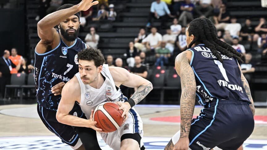 Türk Telekom, Anadolu Efes ile play-off maçında karşılaşacak