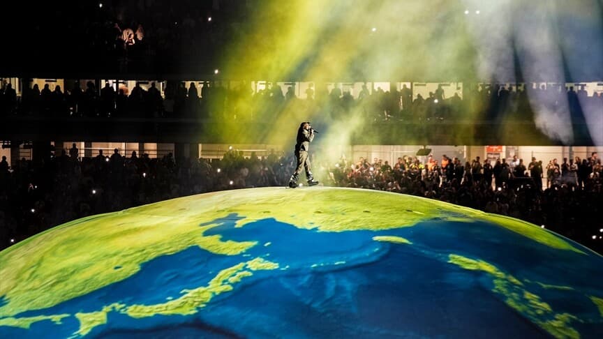 Kanye West, İstanbul'da ilk konserini verdi