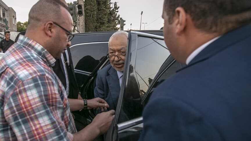Tunus'ta Gannuşi ve Nahda Hareketi liderlerine müebbet hapis cezası verildi