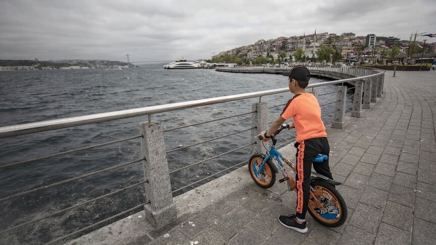 İstanbul'daki bisiklet yolları bakım bekliyor