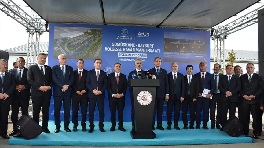 Bakan Uraloğlu, Bayburt-Gümüşhane Havalimanı inşaatını ziyaret etti