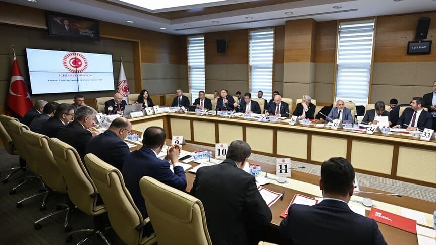 Türk Kızılay Kanunu Teklifi, TBMM İçişleri Komisyonu'ndan geçti