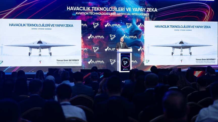 "AI Tomorrow Summit"te yapay zekanın stratejik ve sektörel etkileri ele alındı