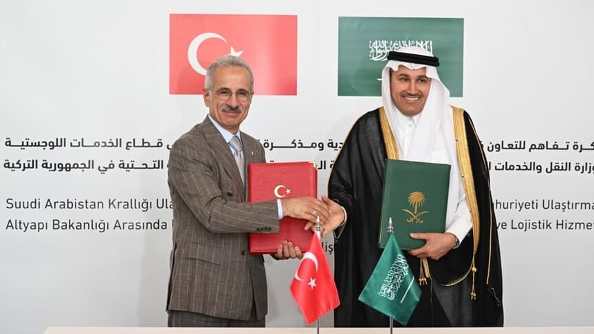 Türkiye ve Suudi Arabistan, demir yolu ve lojistikte işbirliği yaptı