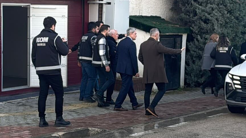 Bursa'da rüşvet soruşturmasında Mustafa Bozbey için 402 yıl hapis talep edildi