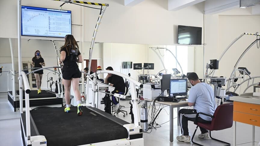 Triatlon Okulu, 25 bin çocuğa spor imkanı sunacak