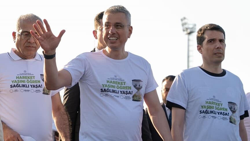 Sağlık Bakanı Memişoğlu, bir ay boyunca vatandaşların hareket yaşını ölçecek.