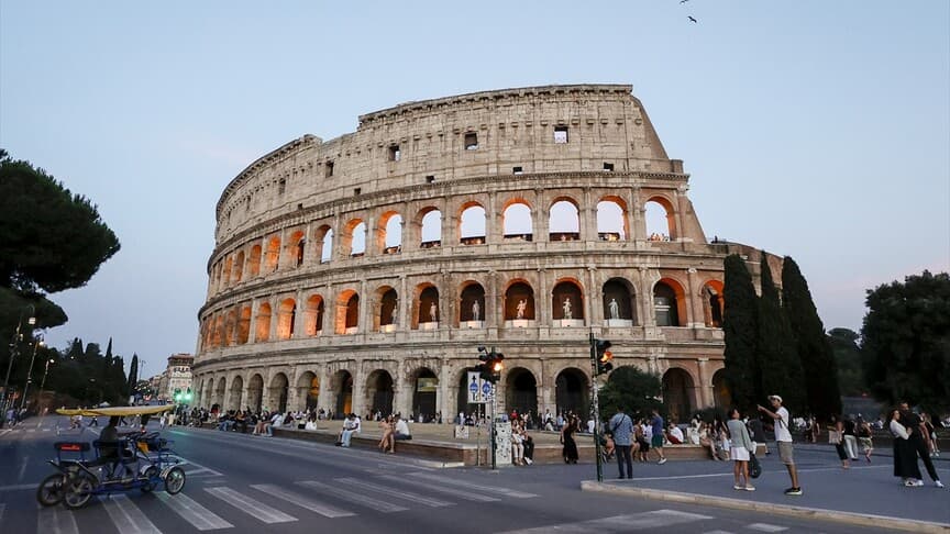 Kolezyum'da Troya ve Roma sergisi ziyarete açıldı