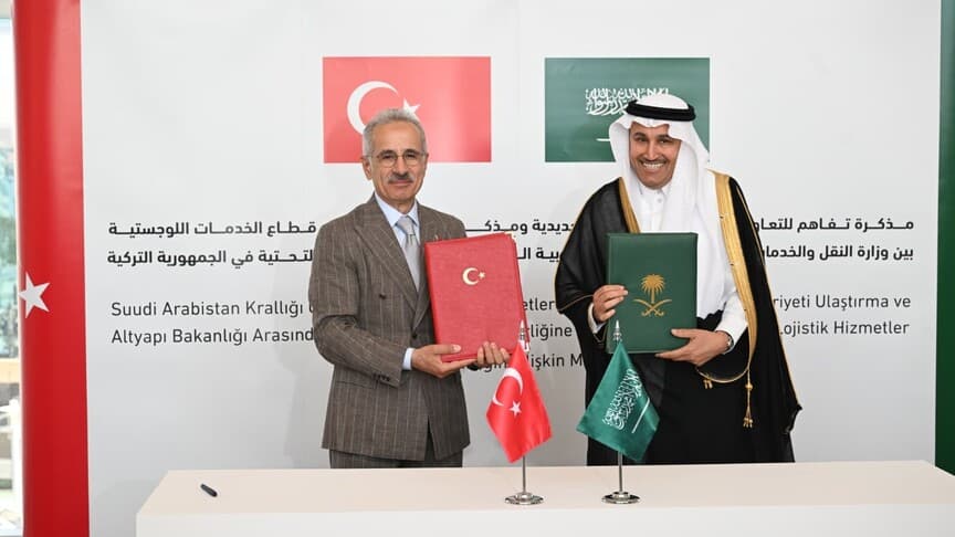 Türkiye ve Suudi Arabistan demir yolu projesi Orta Doğu'yu etkileyebilir
