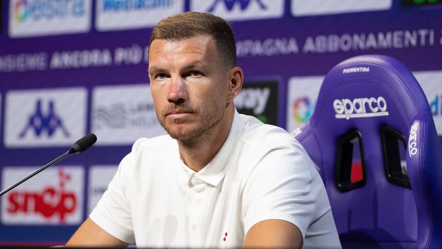Edin Dzeko, Bosna Hersek'teki çocuklara mektup yazdı