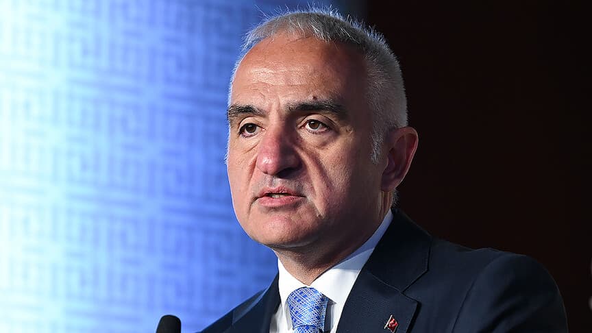 Bakan Ersoy, Cemil Meriç'i vefatının 39. yılında andı