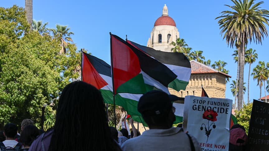 Stanford Üniversitesi'nde Filistin destekçileri Google CEO'sunu protesto etti