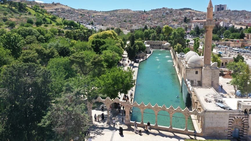 Şanlıurfa'da hava sıcaklığı 43 dereceye ulaştı