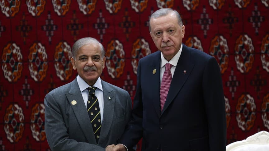 Pakistan Başbakanı, Erdoğan'a ABD-İran mutabakatındaki liderliği için teşekkür etti