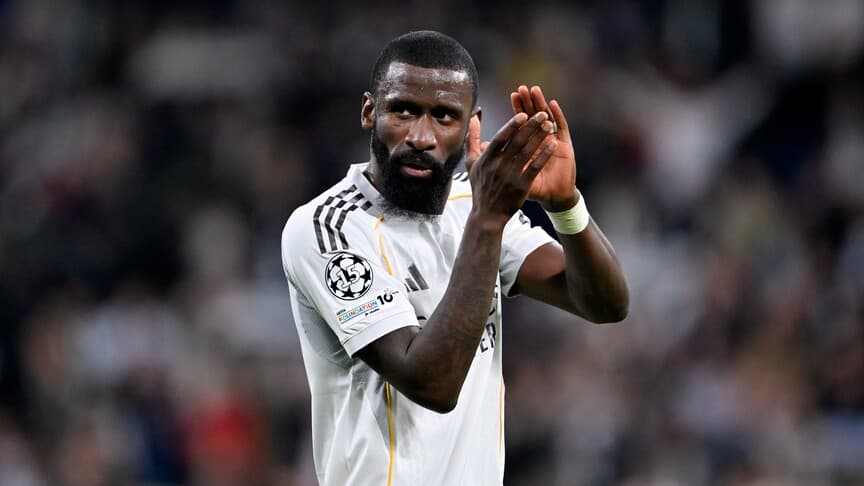 Real Madrid, Antonio Rüdiger'in sözleşmesini 2027'ye kadar uzattı