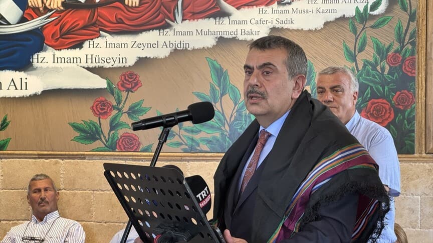 Bakan Tekin, tüm kesimlerin sorunlarını çözmek için çalıştıklarını belirtti
