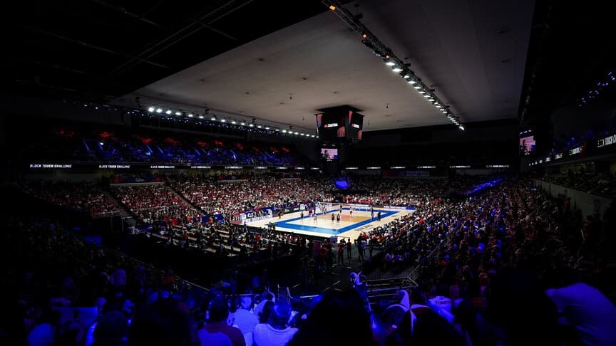 A Milli Kadın Voleybol Takımı Fransa'yı 3-0 ile geçti