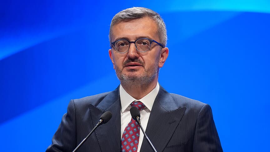 İletişim Başkanı Duran, YKS adaylarına başarı dileklerini iletti