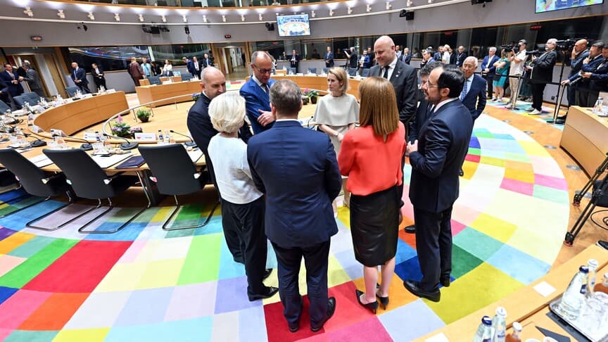 AB Liderler Zirvesi'nin ikinci oturumları başladı
