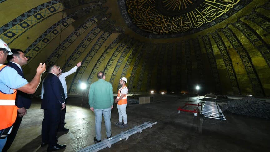 Bakan Çiftçi, Ayasofya Camii'ndeki restorasyonu inceledi