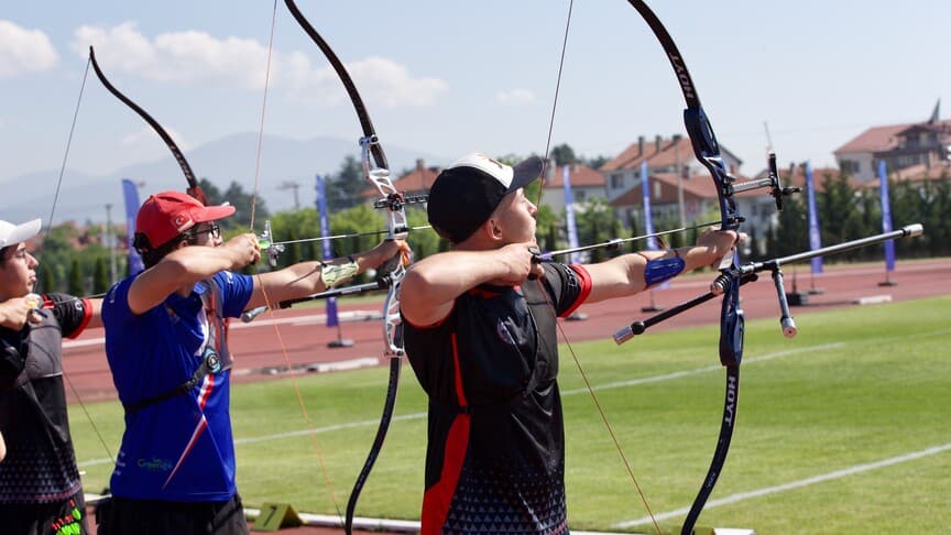 18 ve 21 Yaş Altı Açık Hava Okçuluk Şampiyonası Bolu'da başladı