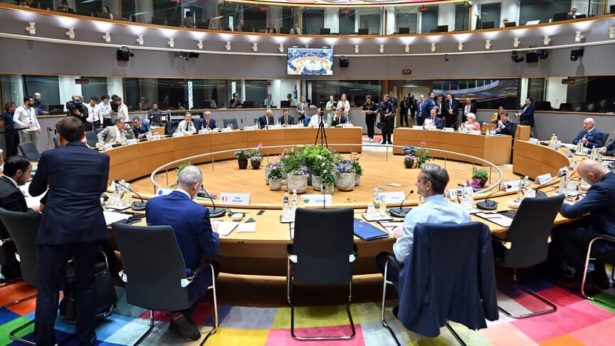 AB Liderler Zirvesi'nde ortak savunma sanayisi güçlendirildi