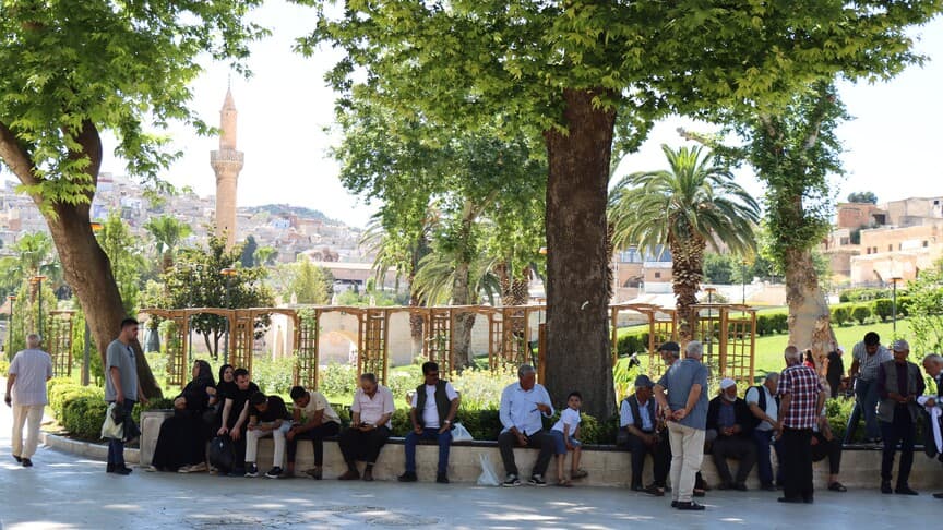 Şanlıurfa'da hava sıcaklığı 43 dereceye ulaştı