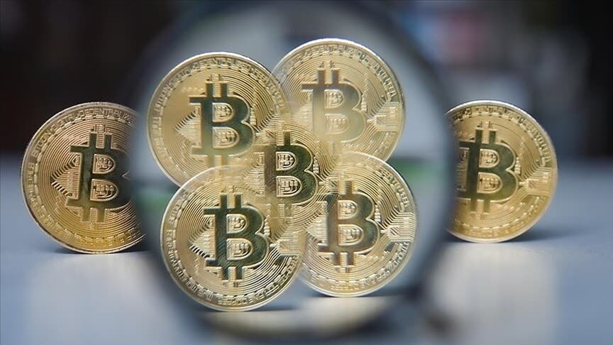Küresel piyasalarda altın ve bitcoin fiyatları düştü