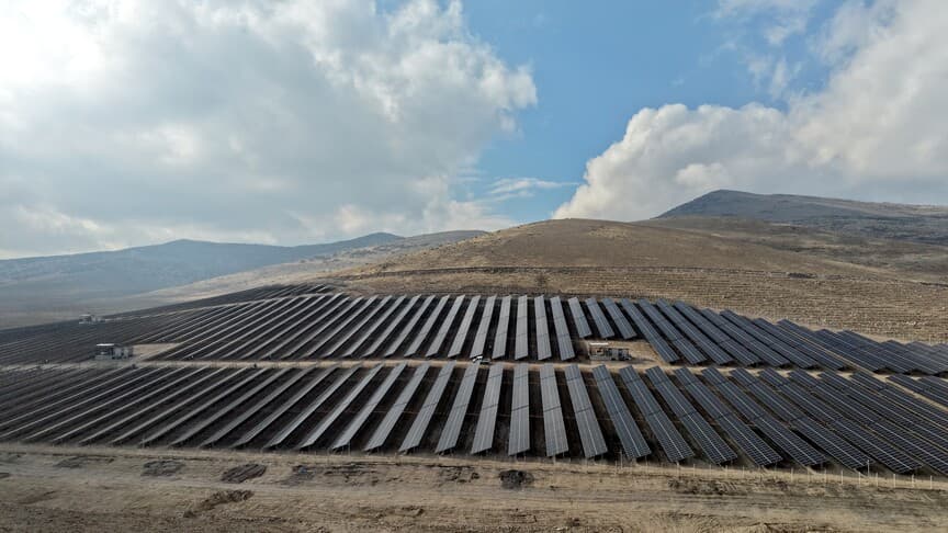 Türkiye'de güneş enerjisi üretiminde yeni bir günlük rekor kırıldı
