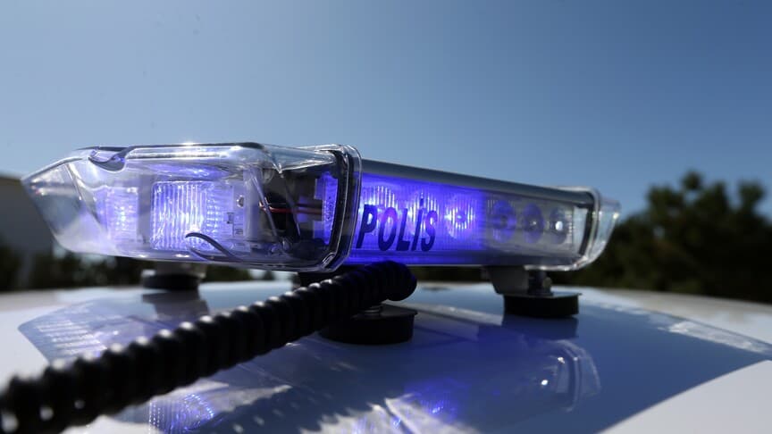 Seferihisar Belediyesine yönelik rüşvet soruşturmasında 24 kişi gözaltına alındı