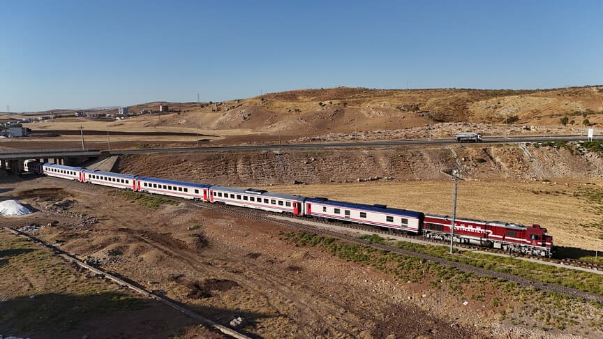 Kalkınma Yolu'nda demir yolu hattı tamamlanacak