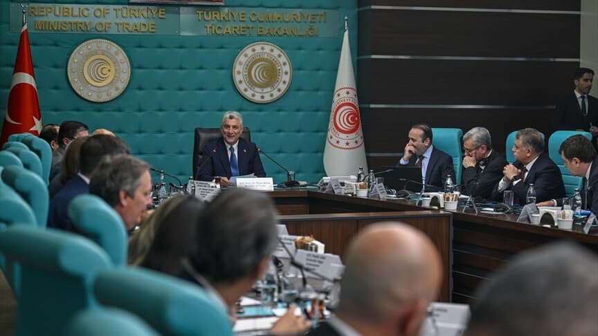 Ticaret Bakanı Bolat, Latin Amerika büyükelçileriyle bir araya geldi